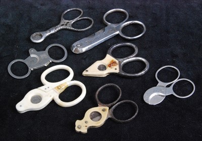 Lot 335 - An early 20th century steel and bone mounted...