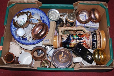Lot 55 - A box of miscellaneous items, to include...