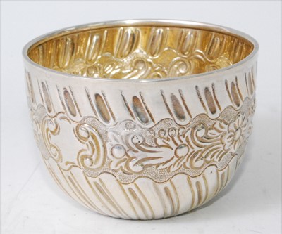 Lot 1172 - A late Victorian silver sugar bowl, with...