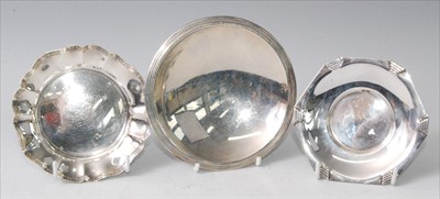 Lot 1137 - A modern silver footed bonbon dish, Birmingham...