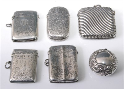 Lot 1187 - A late Victorian silver vesta case, having...