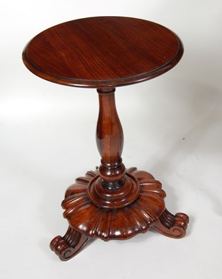 Lot 1283 - A William IV rosewood pedestal lamp table, the...