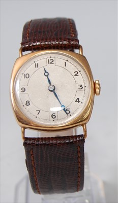 Lot 1274 - A gent's vintage Buren 9ct gold cased...
