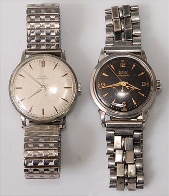 Lot 420 - A gent's Girard Perregaux steel cased manual...