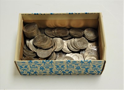 Lot 465 - A large collection of Elizabeth II crowns