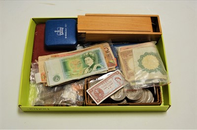 Lot 466 - A collection of assorted British and world...