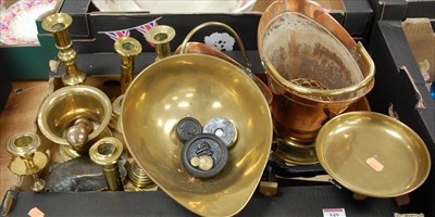 Lot 549 - A collection of metalware, to include a brass...