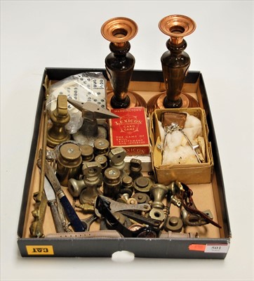 Lot 501 - A box of miscellaneous items to include a pair...