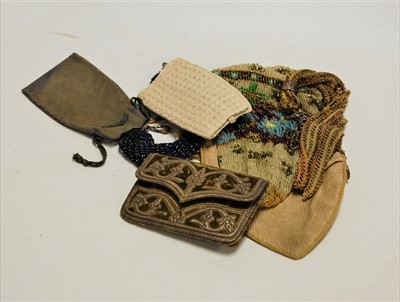 Lot 511 - A mid 20th century ladies green velvet and...