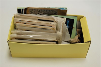 Lot 515 - A box of assorted mainly modern topographical...