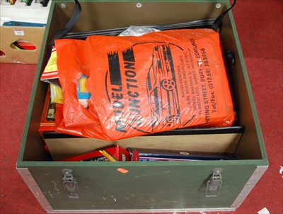 Lot 603 - A box containing a collection of model railway...