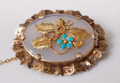 Lot 2214 - A late Victorian yellow metal brooch,...