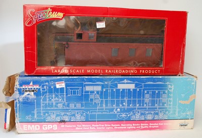 Lot 300 - A USA Trains EMD GP9 Bo-Bo diesel locomotive...