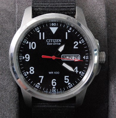 Lot 2023 - A gent's Citizen Eco-drive steel cased quartz...