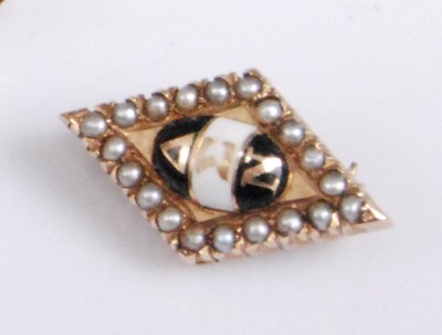Lot 2176 - A 19th century 14ct gold lozenge brooch,...
