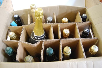Lot 1151 - A selection of sparkling white wines, to...