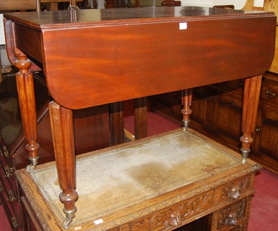 Lot 1377 - A circa 1830 mahogany round cornered dropleaf...