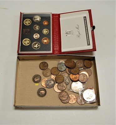 Lot 483 - A Royal Mint 1989 nine coin proof set;...