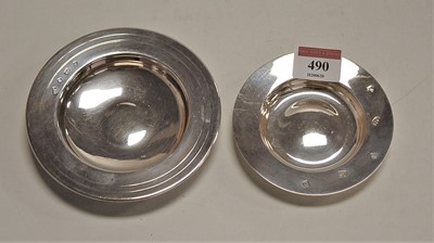 Lot 490 - A modern silver Armada type dish, dia.12cm;...