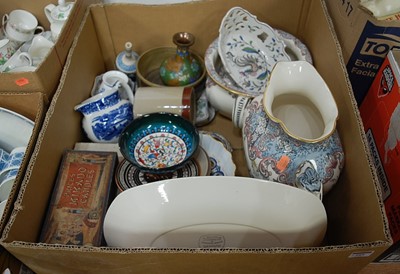 Lot 589 - Three boxes of miscellaneous china, to include...