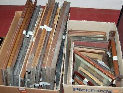 Lot 1083 - Two boxes of assorted principally oak picture...