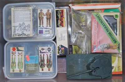 Lot 1539 - A collection of boxed and loose Airfix 1:32...