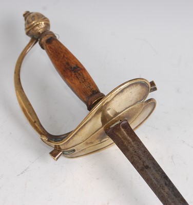 Lot 162 - A French small sword