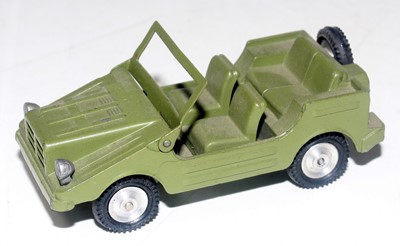 Lot 2529 - A Gama model No. 937 1/47 scale model of a...