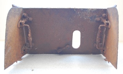 Lot 47 - A WW I German trench sniper's shield