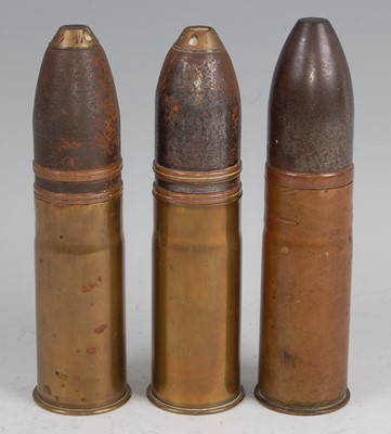 Lot 163 - A WW I pom pom shell