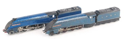 Lot 508 - Two EDL1 post-war Hornby Dublo 'Sir Nigel...