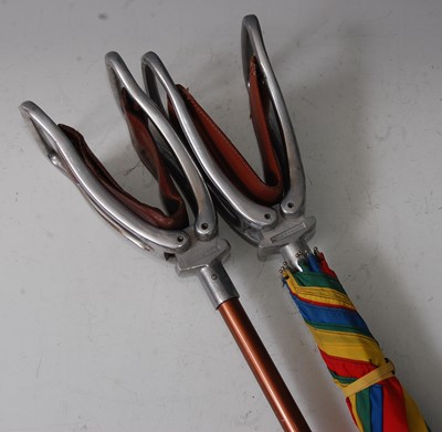 Lot 246 - A Featherwate shooting stick