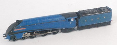 Lot 631 - EDL1 Hornby Dublo loco and tender 'Sir Nigel...