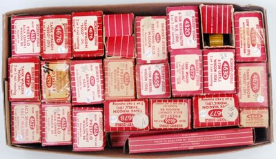Lot 634 - 25 Hornby Dublo boxed wagons, all suitable for...