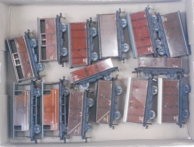 Lot 659 - 14 Hornby Dublo post-war LMS tinplate wagons:...