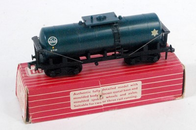 Lot 711 - 4685 Hornby Dublo Caustic Liquor bogie tank...