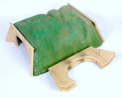 Lot 786 - Hornby Dublo plastic items: double track...
