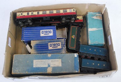 Lot 855 - EDL1 Hornby Dublo Sir Nigel Gresley No. 7 loco...