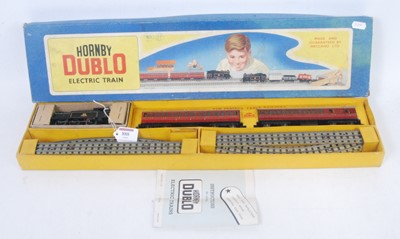 Lot 888 - EDP10 0-6-2 tank passenger train set...