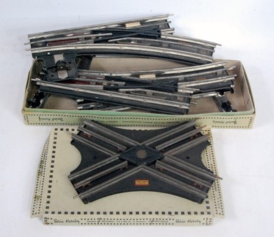 Lot 221 - French Hornby electric track: 2x ECA 2...