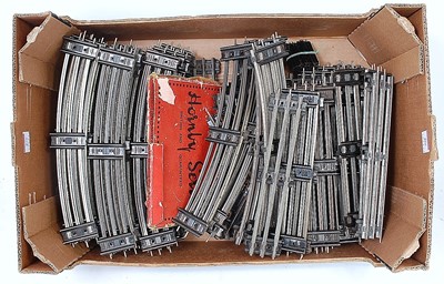 Lot 224 - Large tray Hornby electric track: approx...