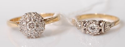 Lot 309 - A yellow and white metal illusion set diamond...