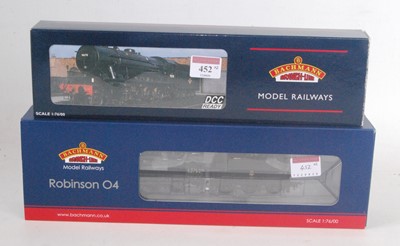 Lot 452 - Two Bachmann items: 32-250W War Dept 2-8-0...