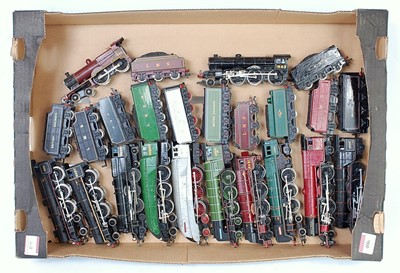 Lot 406 - Large tray containing 12 tender locos, mixed...