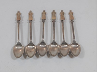 Lot 395 - A set of six George V silver coffee spoons,...