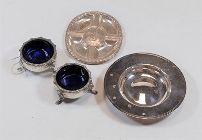 Lot 467 - A pair of George V silver open salts, each...