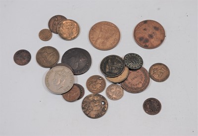 Lot 501 - A small collection of miscellaneous coins to...