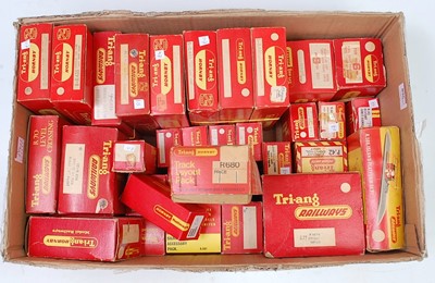Lot 896 - Tray and box containing quantity of Triang and...