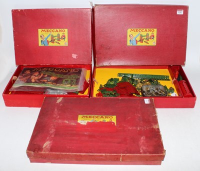 Lot 3219 - Three various boxed 1950s Meccano part...