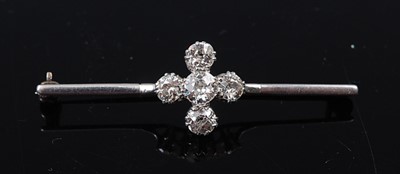 Lot 1199 - An early 20th century white metal diamond bar...